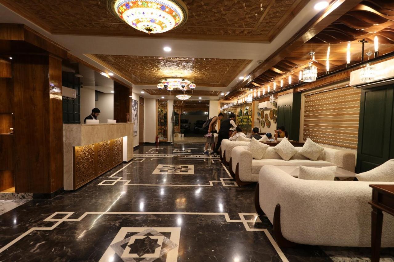 Hotel Blanco Srinagar  Exterior photo